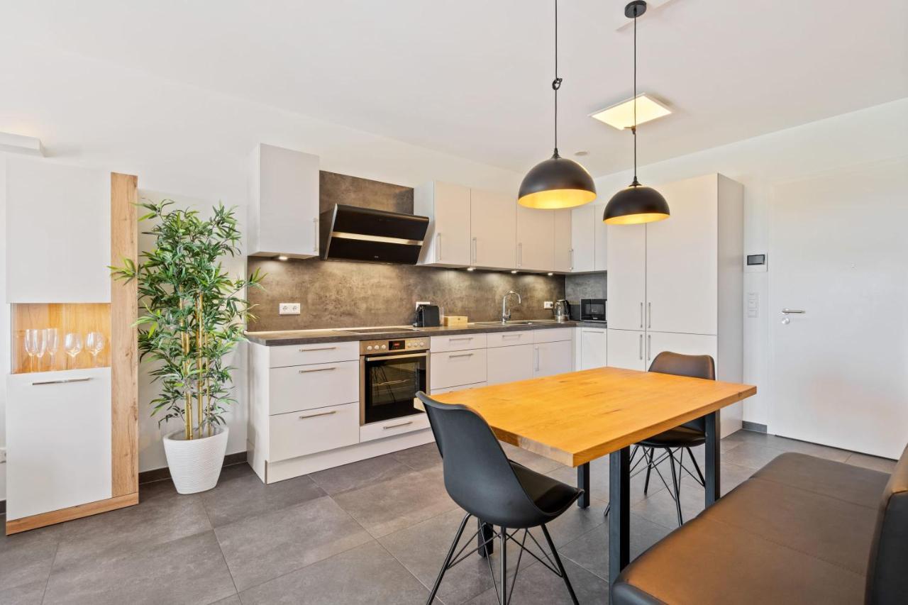 Apartment Cloche D'or Proximity - Sleek Urban Space